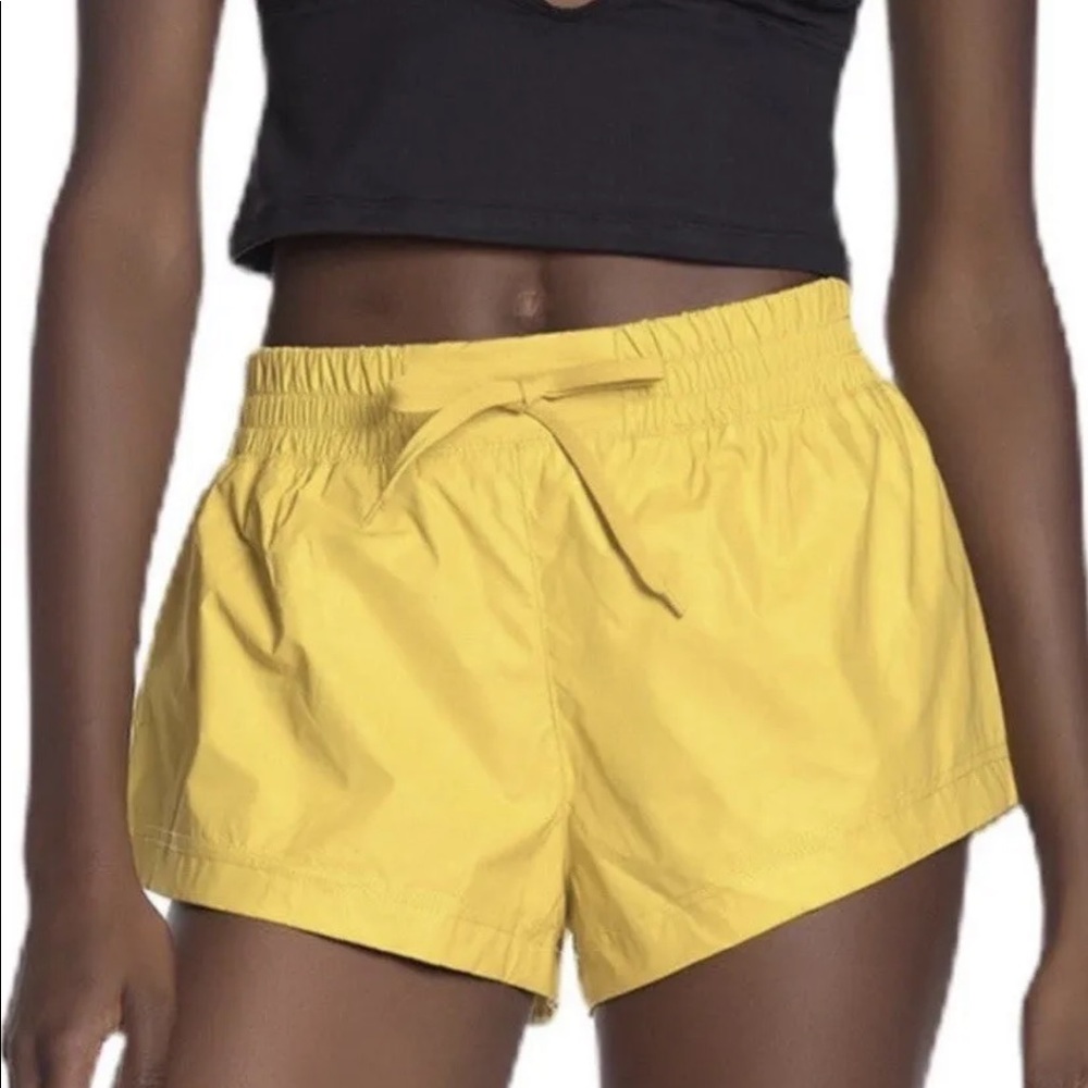 Free People Movement Moonlight Reflective Inner Lining Shorts Size Large Yellow